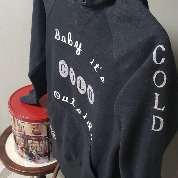 Long, slim fit hoodie. - Picture 4 of 10